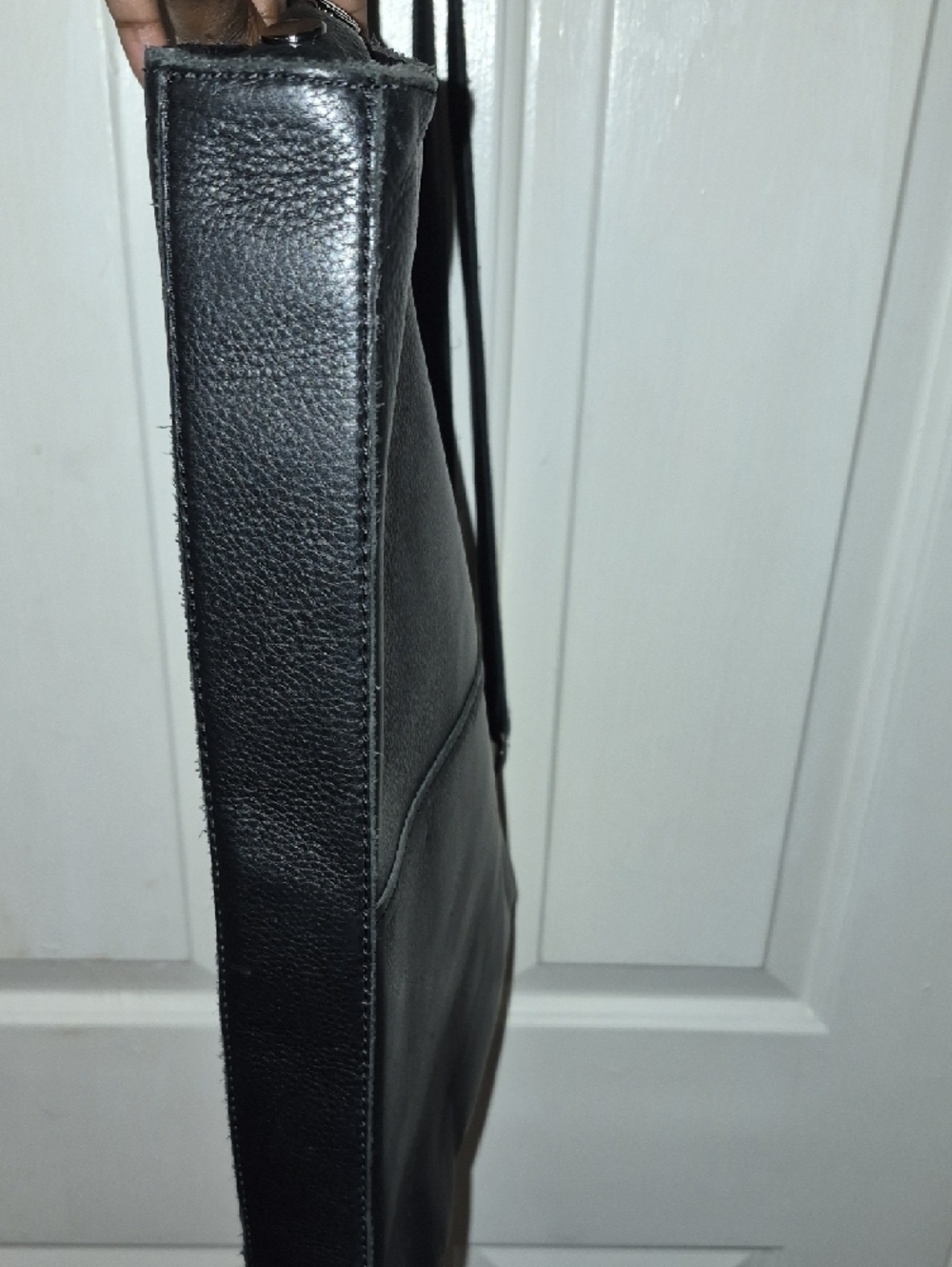 Hammit Vintage Leather Tote Bag - Classic Studded Shoulder Bag - Picture 3 of 6